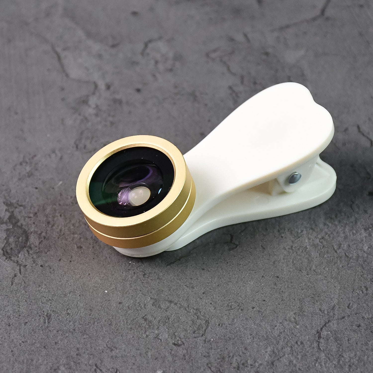 Universal Clip-On Mobile Camera Lens Kit Universal Clip-On Mobile Camera Lens Kit
